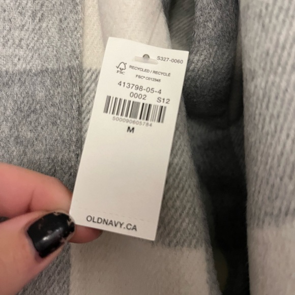 Grey and white Shacket - Picture 2 of 2